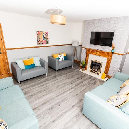Greenbourne - 4 Bedrooms Sleeps 8 Free Parking Gateshead Bagian luar foto